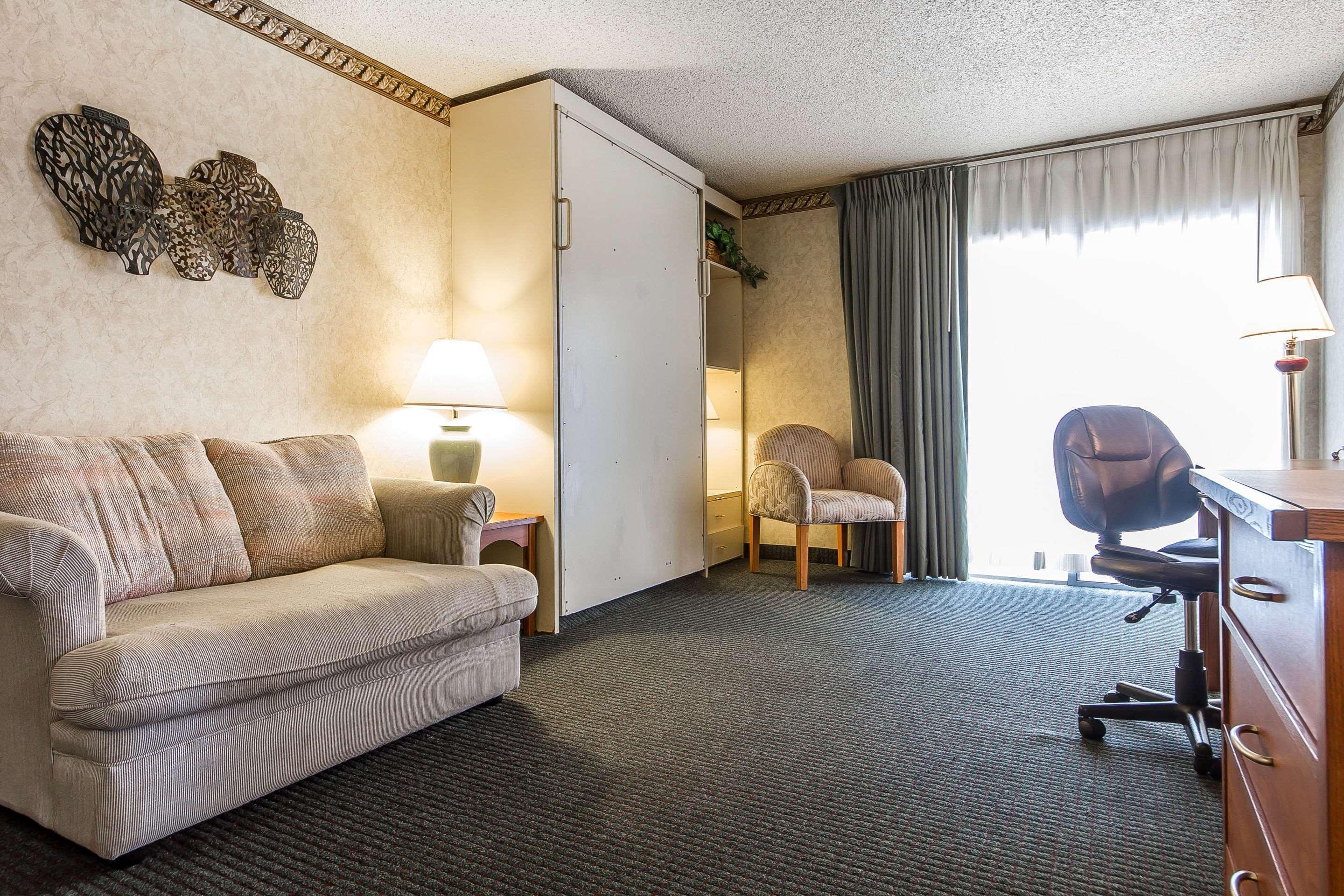 Quality Inn & Suites Silicon Valley Santa Clara Esterno foto