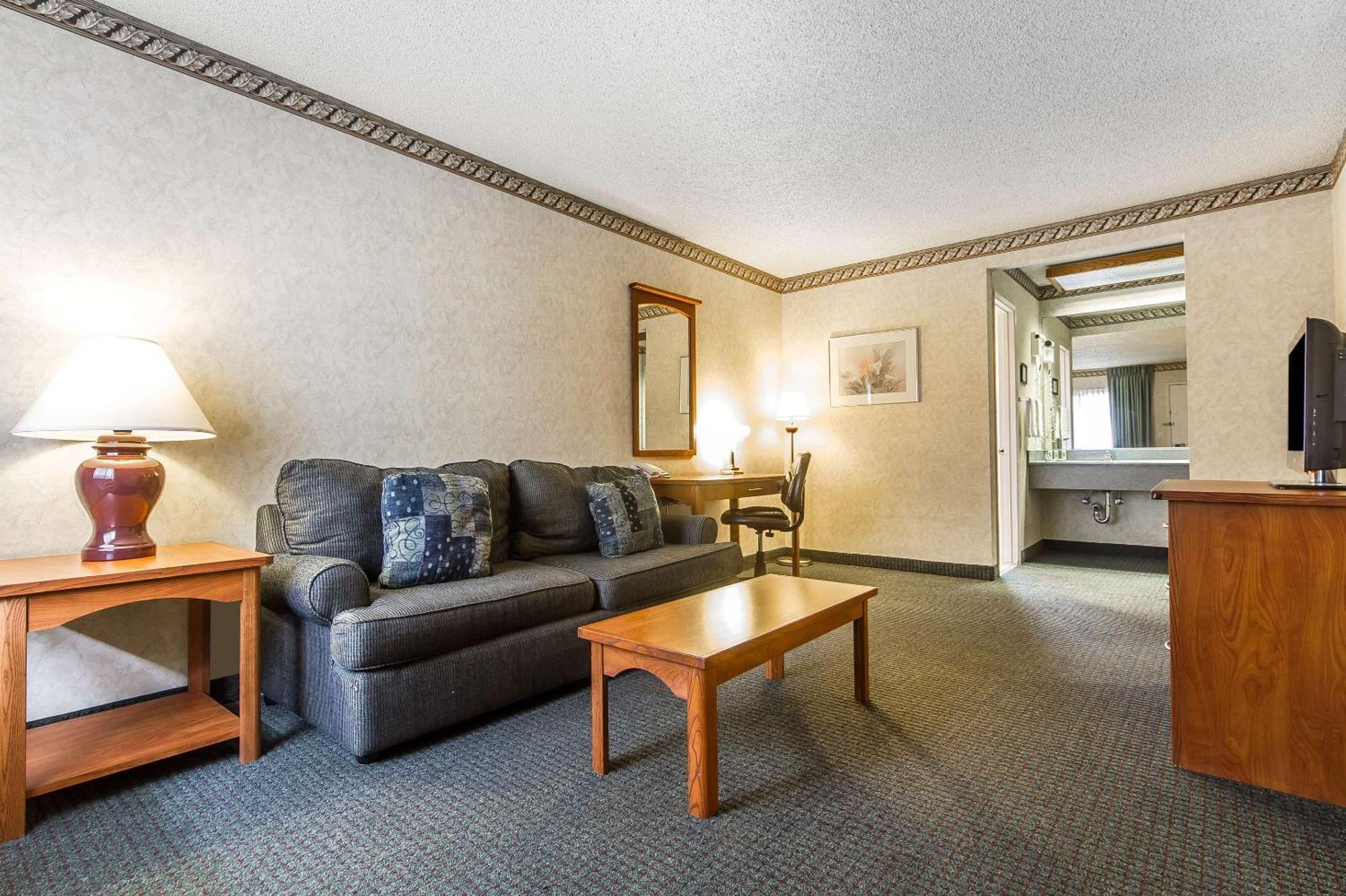 Quality Inn & Suites Silicon Valley Santa Clara Esterno foto