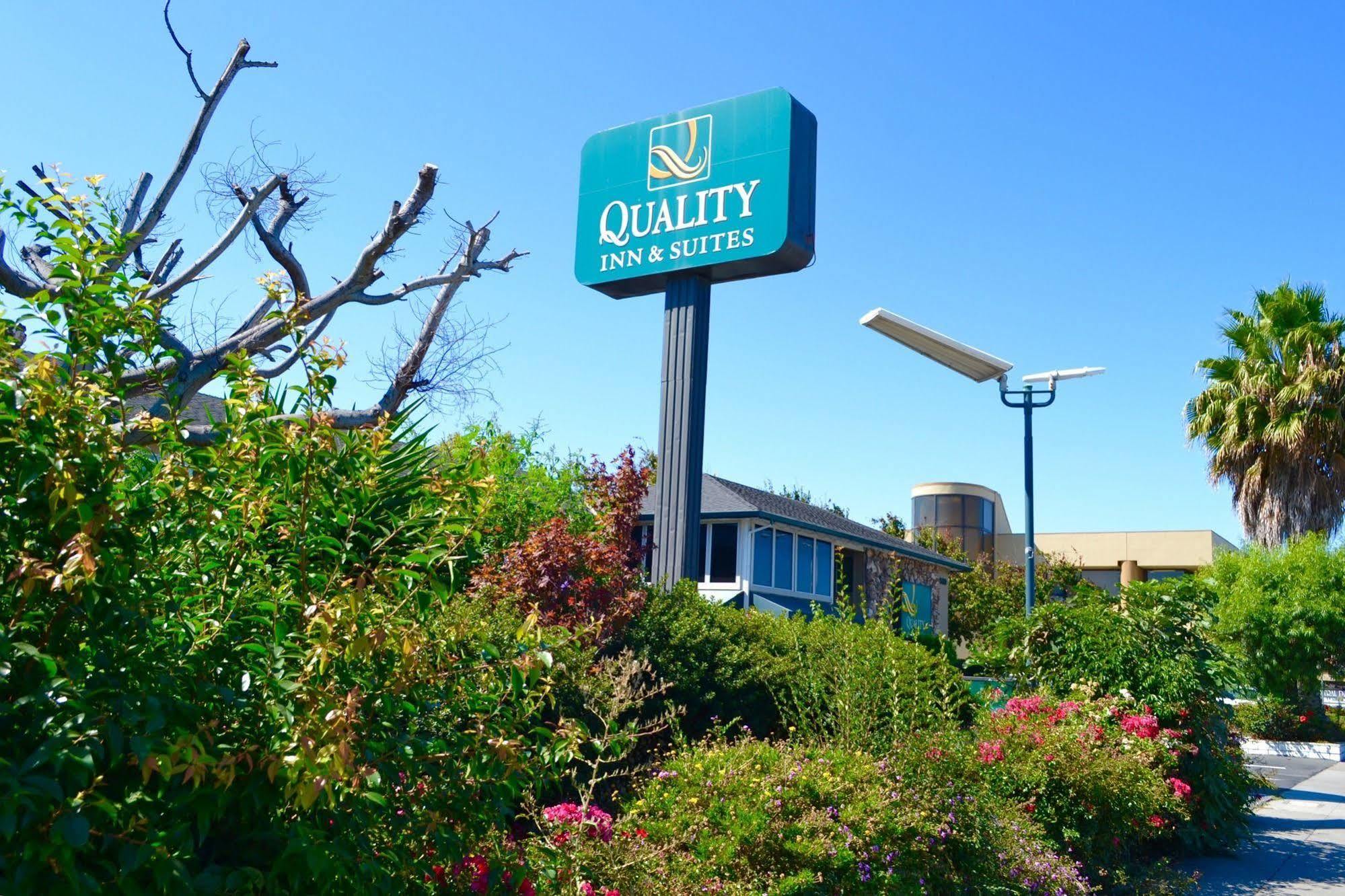 Quality Inn & Suites Silicon Valley Santa Clara Esterno foto