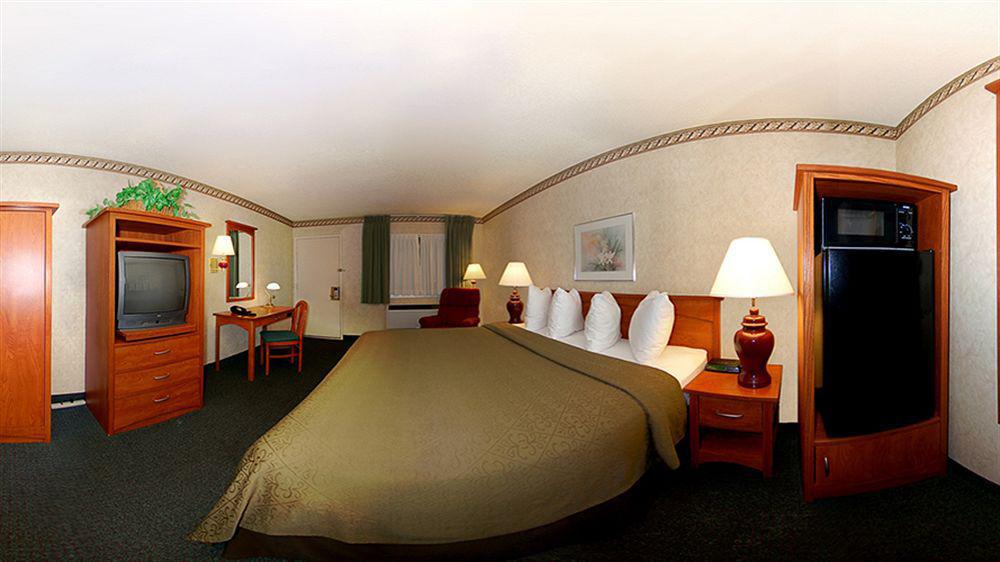 Quality Inn & Suites Silicon Valley Santa Clara Esterno foto